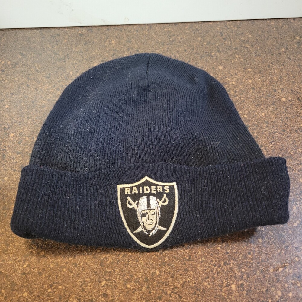 Las Vegas Raiders Beanie Hat Mens Navy Knitted Cuffed Patch Logo NFL Football